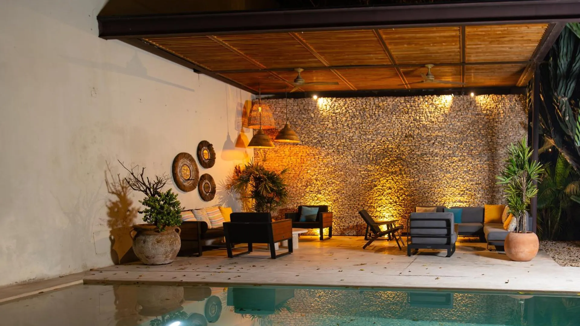 Decu Downtown Otel Mérida